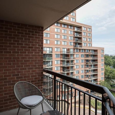 Stylish And Charming Apartment In Pentagon City Arlington Eksteriør billede