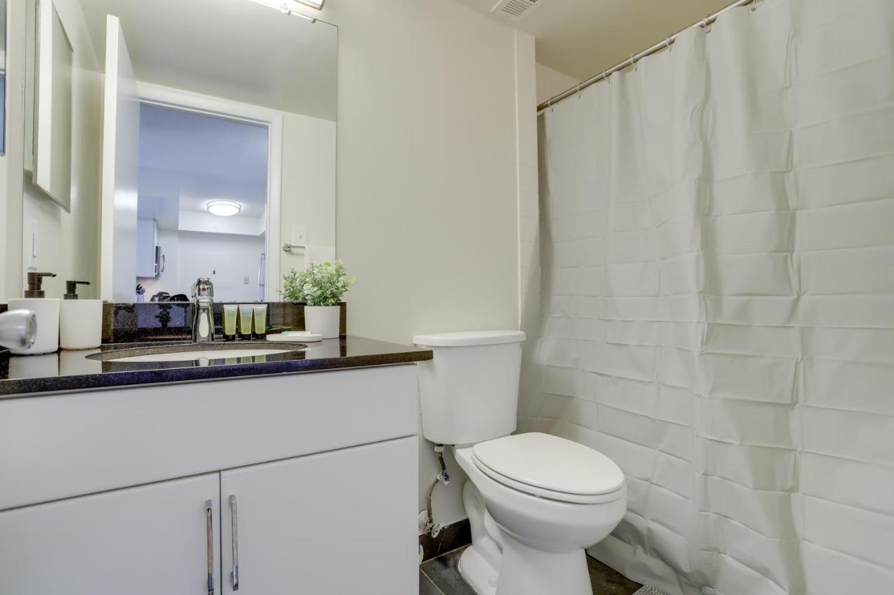 Stylish And Charming Apartment In Pentagon City Arlington Eksteriør billede